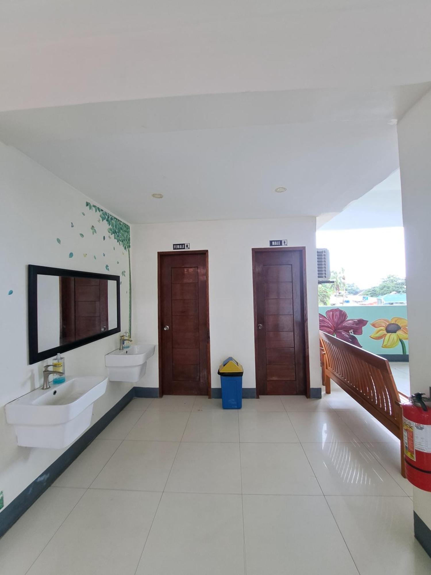 Virginia Suites El Nido Ngoại thất bức ảnh